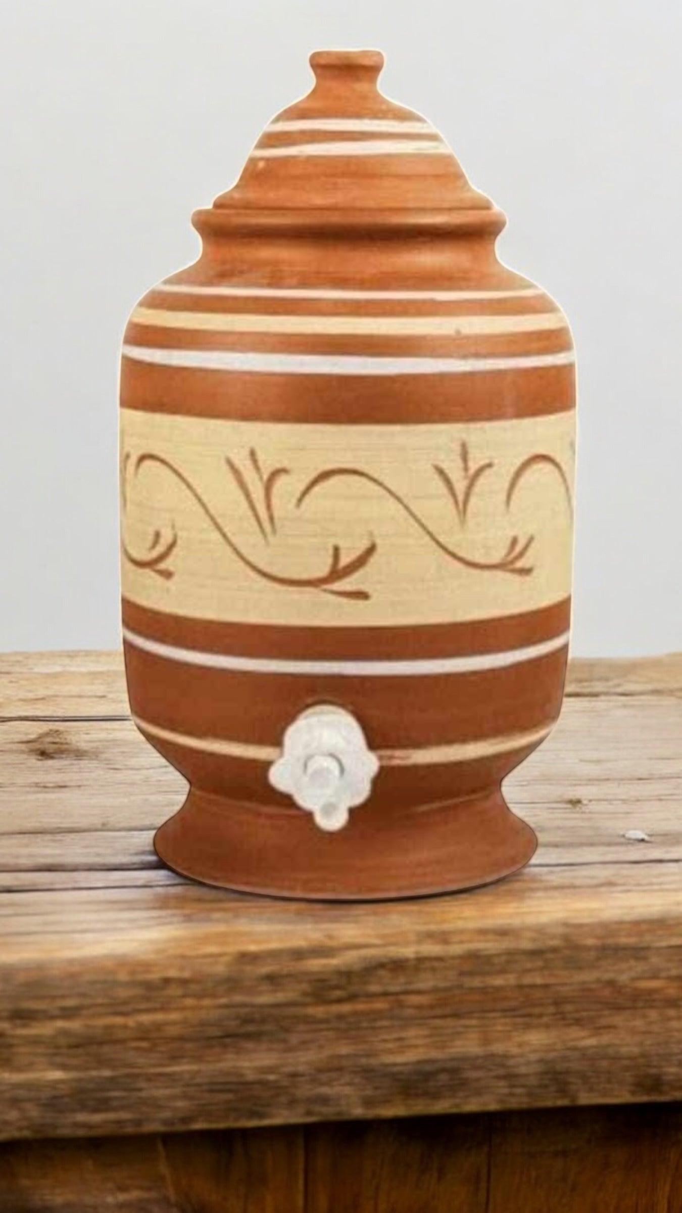 Oasis Celebration Set — 3L Clay Water Dispenser + 2 Hand-Painted Jugs