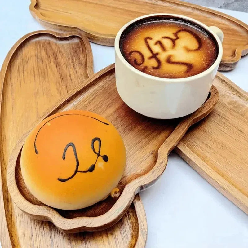 Vassoi da caffè in legno in stile giapponese, vassoi di frutta, dessert, caramelle, pane, snack, torte, cibo, vassoi da tavolo